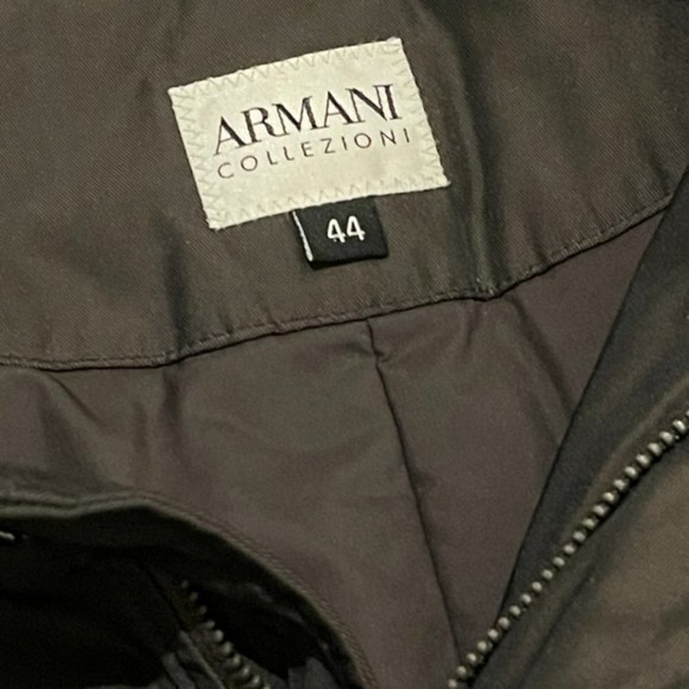 Armani Jacket in Black - Size 44 - Picture 3 of 6